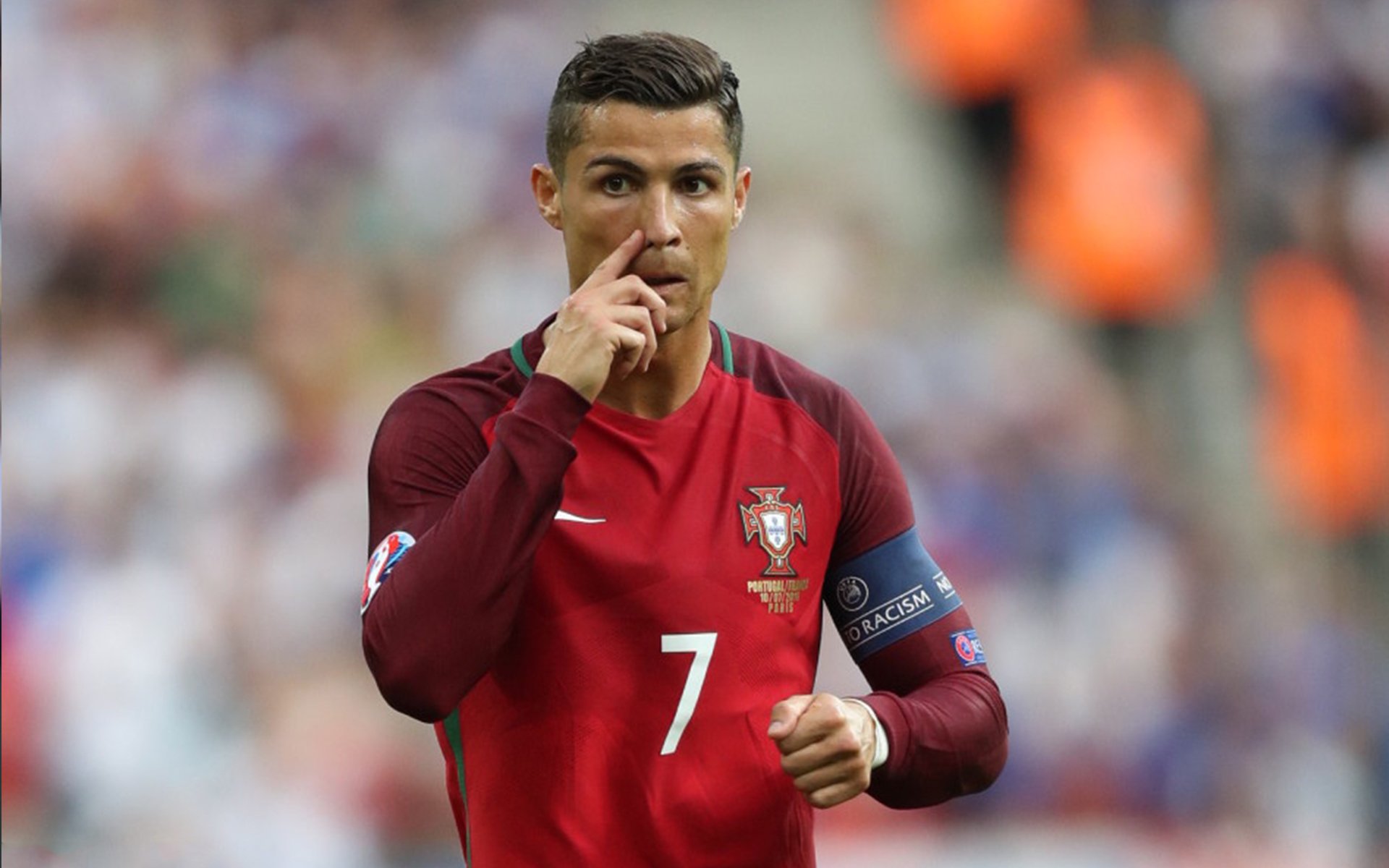 外教交流平台缺乏联赛主教练共同体组织,外教团队对训练的要求很高